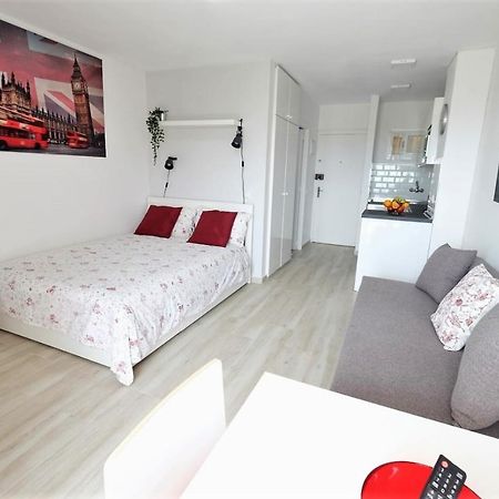 Iris Sea View Benalmadena Apartment Luaran gambar