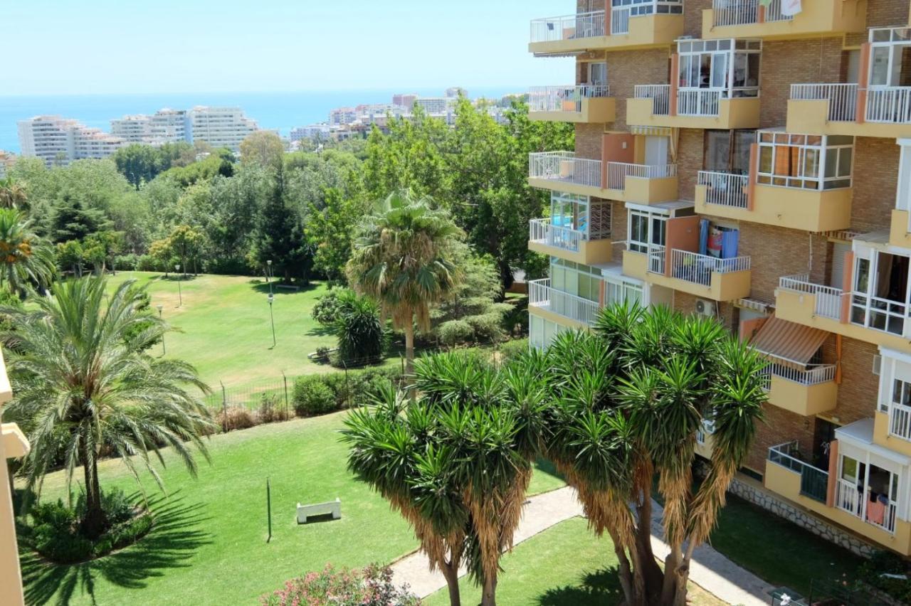 Iris Sea View Benalmadena Apartment Luaran gambar